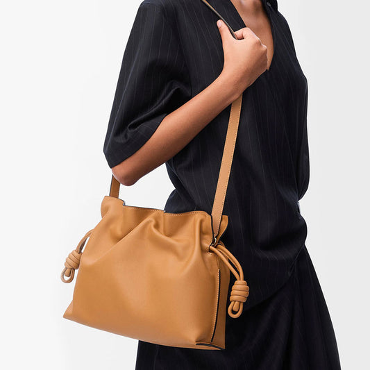 Minimalist Cloud Bag | Crossbody for Good Vibes, High-End & Spacious